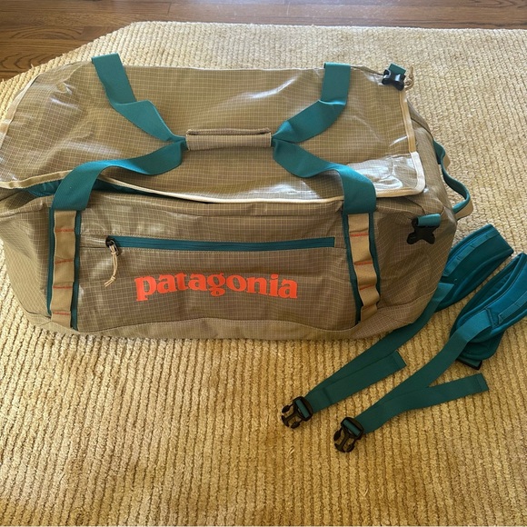 NWT Patagonia 55L Black Hole Duffel Tint Color Hard to find - Picture 6 of 9